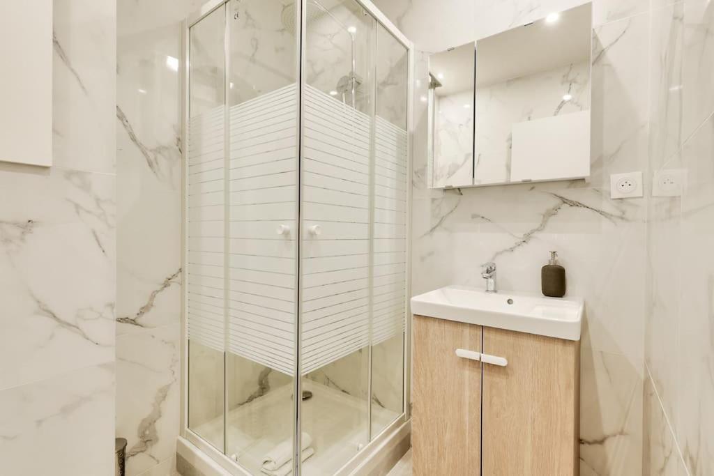 Studio Confortable Au Coeur De Paris Apartment ภายนอก รูปภาพ